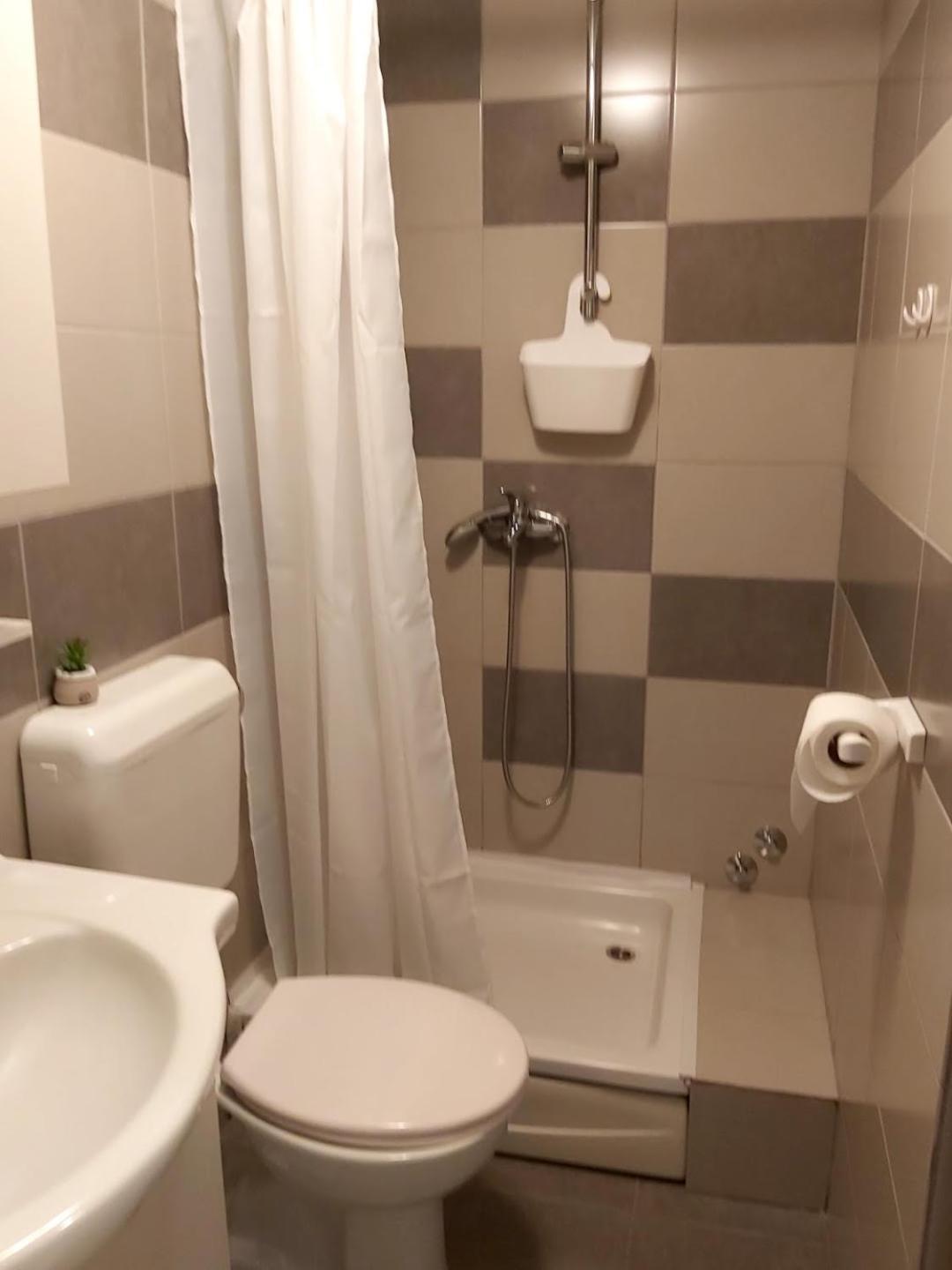 Apartmani I Sobe Mara Palit Kültér fotó
