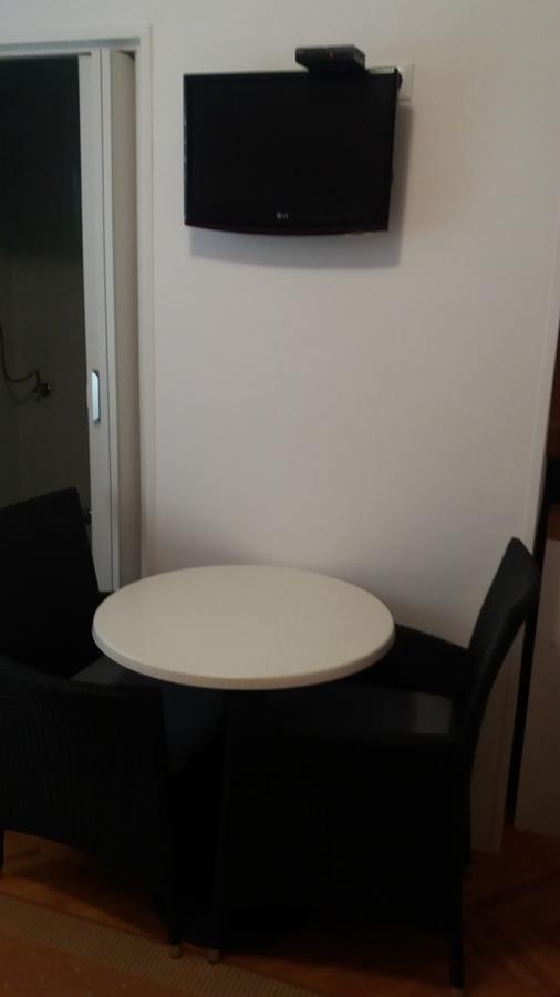 Apartmani I Sobe Mara Palit Kültér fotó